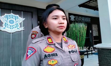 Kasatlantas Polres Malang, AKP Agnis Juwita Manurung, memberikan keterangan pers di Mapolres Malang.