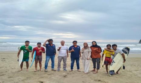 Disbudpar Aceh Sebut Lokasi Surfing Pantai Riting Berpotensi Jadi Destinasi Wisata Baru