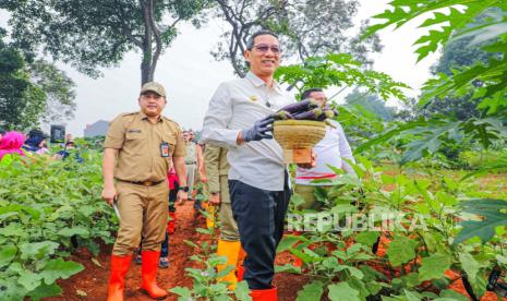 Pj Gubernur DKI Jakarta Heru Budi Hartono. Pj Gubernur DKI Heru Budi minta masyarakat memastikan keamanan rumah ditinggal mudik.