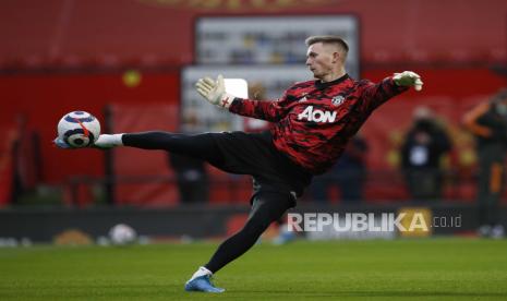 Penjaga gawang Dean Henderson dari Manchester United (MU).