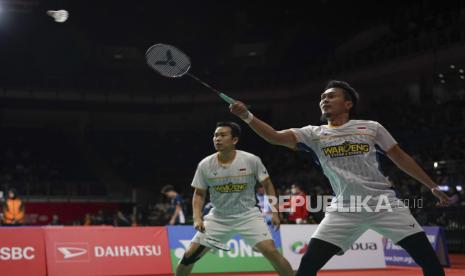 Pasangan pebulu tangkis ganda putra Indonesia, Mohammad Ahsan-Hendra Setiawan (belakang).