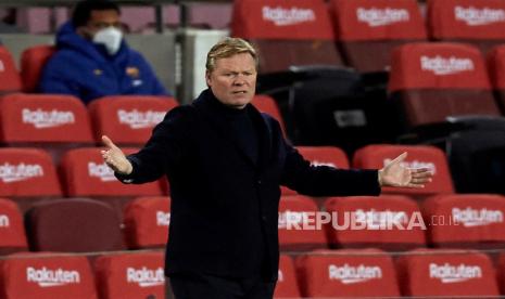  Pelatih Barcelona Ronald Koeman.