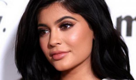 Ini Kronologi Kylie Jenner Terdepak dari Miliarder Dunia, Katanya: Saya Tak Pernah Minta Status Itu. (FOTO: (Foto: BBC))