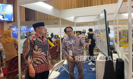 Universitas Terbuka (UT) Gelar Hasil Riset dan Inovasi Pendidikan Terbuka dan Jarak Jauh (GALERI PTJJ) dalam rangka memeriahkan Hari Kebangkitan Teknologi Nasional (Hakteknas) Tahun 2023, di gedung UTCC Kampus UT, Pondok Cabe, Tangse, Kamis (7/9/2023).  