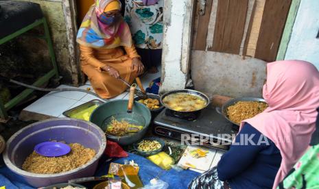  DMI Dorong Masjid Buka Dapur Umat. Foto: Dapur umum (Ilustrasi)