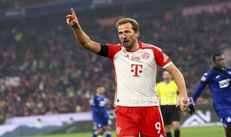 Transfer Harry Kane dari Tottenham Hotspur ke Bayern Munchen merupakan salah satu rekor transfer terbesar pada 2023.