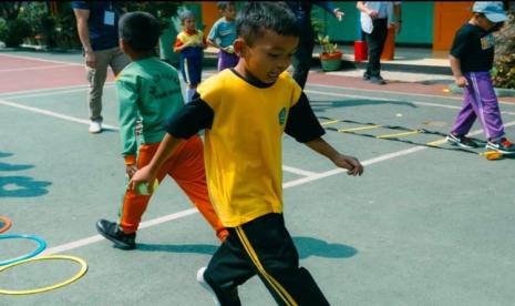 UI Motivasi Anak-anak SD Bangun Prilaku Hidup Sehat, Cegah Berat Badan Berlebih