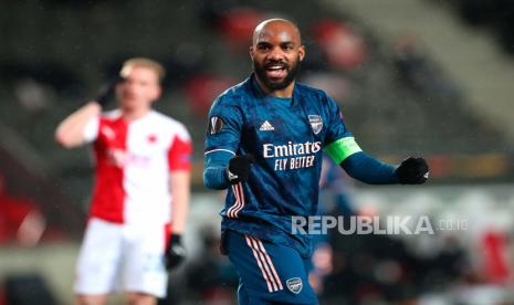 Alexandre Lacazette dari Arsenal.