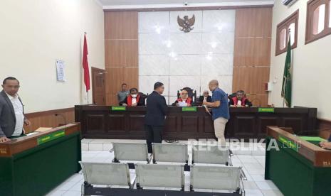 Sidang gugatan Panji Gumilang pada Gubernur Jawa Barat, Ridwan Kamil perdana digelar di Pengadilan Negeri Bandung Kelas IA Khusus, Selasa (15/8/2023).