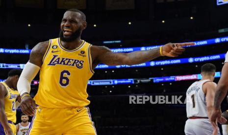 Forward LA Lakers, LeBron James.