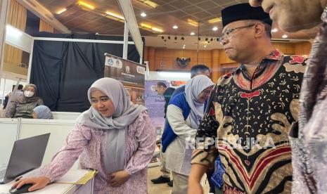 Universitas Terbuka (UT) Gelar Hasil Riset dan Inovasi Pendidikan Terbuka dan Jarak Jauh (GALERI PTJJ) dalam rangka memeriahkan Hari Kebangkitan Teknologi Nasional (Hakteknas) Tahun 2023, di gedung UTCC Kampus UT, Pondok Cabe, Tangse, Kamis (7/9/2023).  