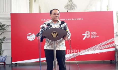 Menteri Komunikasi dan Informatika Budi Arie Setiadi saat memberikan keterangan pers di Kompleks Istana Kepresidenan, Jakarta, Selasa (25/7/2023).