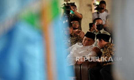 Menteri Pertahanan Republik Indonesia Prabowo Subianto saat menghadiri silaturahmi dan tausiah kebangsaan di Masjid Istiqlal, Jakarta, Kamis (18/5/2023). Berdasarkan hasil survei Litbang Kompas dan LSI Denny JA, elektabilitas Prabowo saat ini teratas di antara para bakal capres.