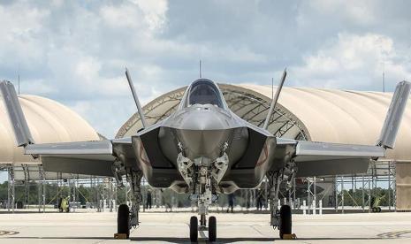 Pesawat F-35