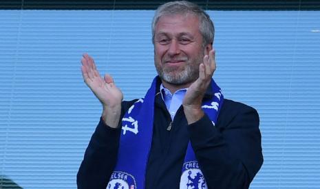 Pemilik Chelsea hingga Bos Oracle, 4 Miliarder Ini Hidup sebagai Yatim Piatu. (FOTO: Media Indonesia)