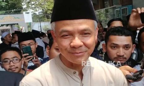 Bakal Calon Presiden RI, Ganjar Pranowo mengunjungi Ponpes Al Hikam di Kota Malang, Jumat (13/10/2023). 