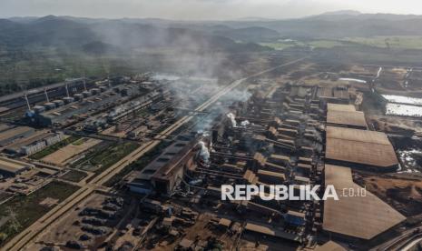 hilirisasi-dinilai-tak-cukup-andalkan-investasi-sinkronisasi-pusat-daerah-jadi-kunci