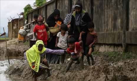 Tindakan kriminal dan pembunuhan dilaporkan terjadi di kamp pengungsi Rohingya.