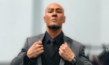 Deddy Corbuzier menyindir kebijakan masih masuknya WNA ke Indonesia