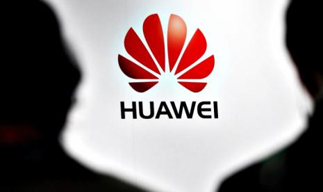 Tegas, Negara Ini Tolak Arahan Amerika untuk Blokir Huawei. (FOTO: Reuters/Philippe Wojazer)