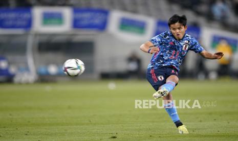 Pemain Jepang Takefusa Kubo (ilustrasi). Kubo mencetak satu gol yang membantu Jepang mengalahkan Prancis 4-0 pada laga penyisihan Grup A sepak bola putra Olimpiade Tokyo 2020.