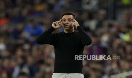  Xavi Hernandez siap mundur sebagai pelatih Barcelona bila merasa tidak menjadi solusi bagi klubnya. Peluang Barcelona melaju ke babak 16 besar Liga Champions sangat kecil setelah mereka bermain imbang dengan Inter Milan pada Kamis (13/10), meski melakukan belanja besar-besaran di bursa transfer musim panas ini.