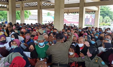 Operasi Pasar Minyak Goreng di Ponorogo Ricuh, Ini Pemicunya