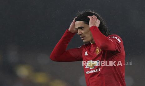 Striker Manchester United Edison Cavani bermain cemerlang saat MU mengalahkan Tottenham Hotspurs 3-1, Senin (12/4)