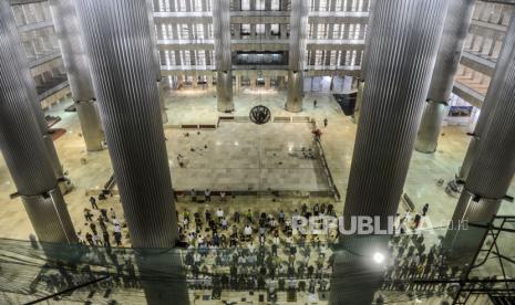 Masjid Istiqlal Sajikan Ceramah Ramadhan Live Streaming.