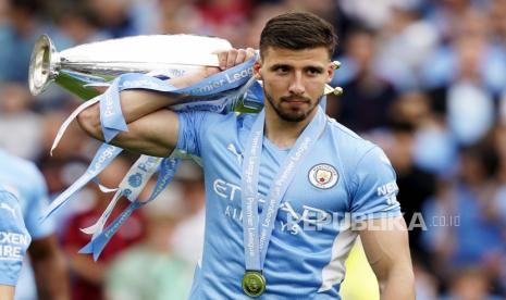 Bek Manchester City, Ruben Dias. Dias menegaskan Man City sangat fokus memenangkan laga vs Arsenal di ajang Community Shield 2023.