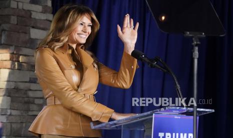 Melania Trump berikan hak suaranya melalui tempat pemungutan suara di Florida, AS (Foto: Melania Trump)