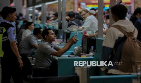 penutupan-bandara-akibat-erupsi-anak-krakatau-rugikan-angkasa-pura-rp-40-miliar