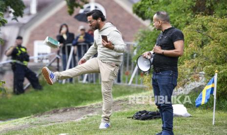 Izin tinggal Salwan Momika di Swedia telah dicabut