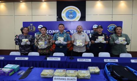 TNI AL Gagalkan Penyelundupan 11 Kg Narkoba Jenis Sabu Senilai Rp 41 Miliar