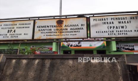 Kantor Urusan Agama (KUA) Kecamatan Pancoran Mas, Kota Depok, Jawa Barat.