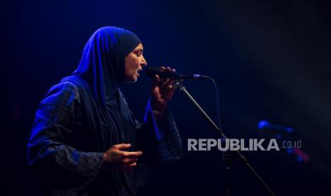 Minimnya berita kematian yang menunjukkan identitas Sinead O'Connor sebagai seorang Muslimah menimbulkan pertanyaan seputar proses pemakamannya.