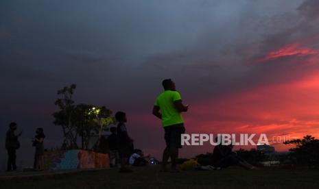 Waktu terbaik untuk berjalan kaki dilakukan 60 menit hingga 90 menit setelah makan. Pada waktu tersebut kadar gula darah biasanya memuncak.