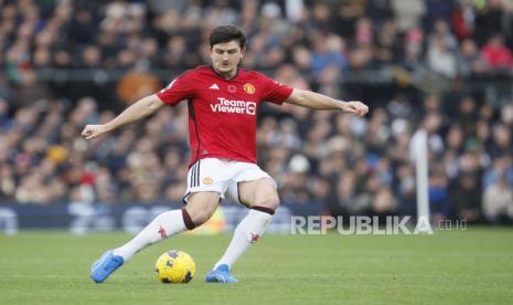 Bek Manchester United Harry Maguire absen di final Piala FA melawan Manchester City.