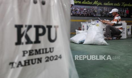 Ilustrasi logistik Pemilu 2024.