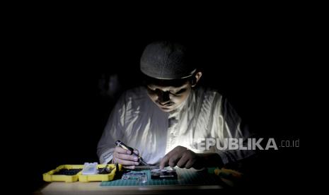 Gus Rozin Dorong Transformasi Digital di Pesantren. Foto: Ilustrasi Santri Mandiri