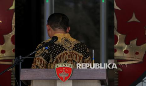 Mundurnya Febrie Adriansyah: Kronologi Geger Kepolisian