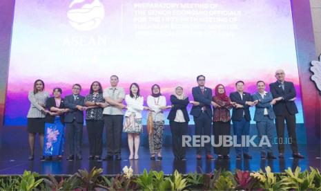 Pertemuan Persiapan Para Pejabat Ekonomi Senior se-ASEAN (Preparatory Senior Economic Officials Meeting/Prep-SEOM) di Padma Hotel, Semarang, Kamis (17/8). Prep-SEOM menjadi tahap akhir untuk memastikan kesiapan pelaksanaan Pertemuan Para Menteri Ekonomi ASEAN ke-55 maupun sejumlah pertemuan terkait lainnya yang digelar di Kota Semarang, 17 – 22 Agustus 2023.