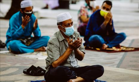 Kasus Covid-19 di Malaysia meningkat sebanyak 17.105 orang pada Selasa (3/8).