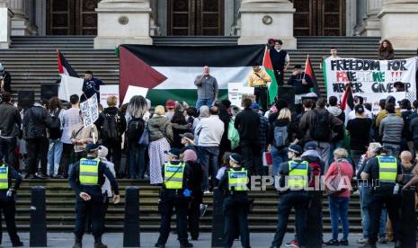  Pendukung Palestina di Australia. Israel semakin dikucilkan di pertemuan internasional. 