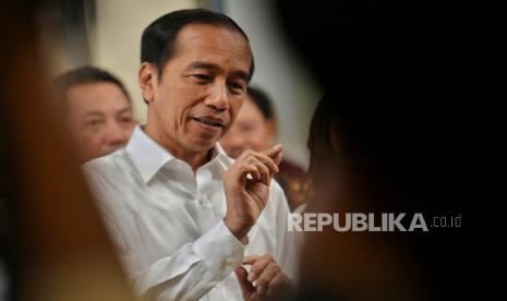 Presiden Joko Widodo saat akan meresmikan Rumah Sakit Pusat Pertahanan Negara (RSPPN) Panglima Besar Soedirman dan 20 rumah sakit milik TNI di Jakarta, Senin (19/2/2024). 