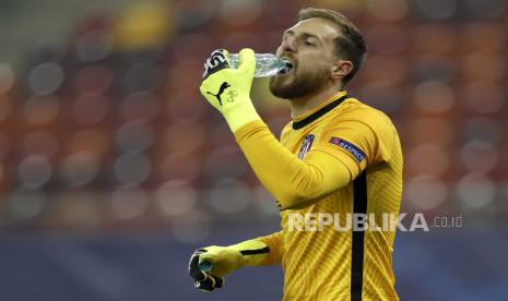  Penjaga gawang Atletico Madrid Jan Oblak.