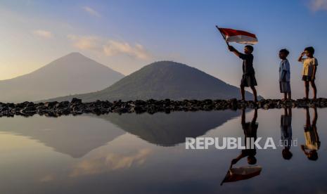 Ilustrasi moderasi beragama untuk menguatkan rasa cinta Tanah Air.