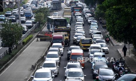 Ilustrasi. Polda Metro Jaya menyebut bahwa pengaturan jam kerja di Jakarta masih sebatas usulan. 