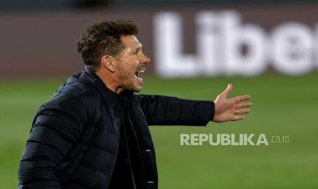  Pelatih kepala Atletico Madrid Diego Simeone