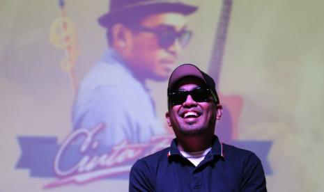 Glenn Fredly: Di tengah wabah virus corona, COVID-19, musisi Glenn Fredly meninggal dunia.